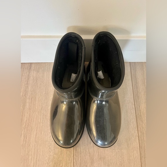 Ugg classic clear mini faux shearling rain boots - Picture 6 of 12